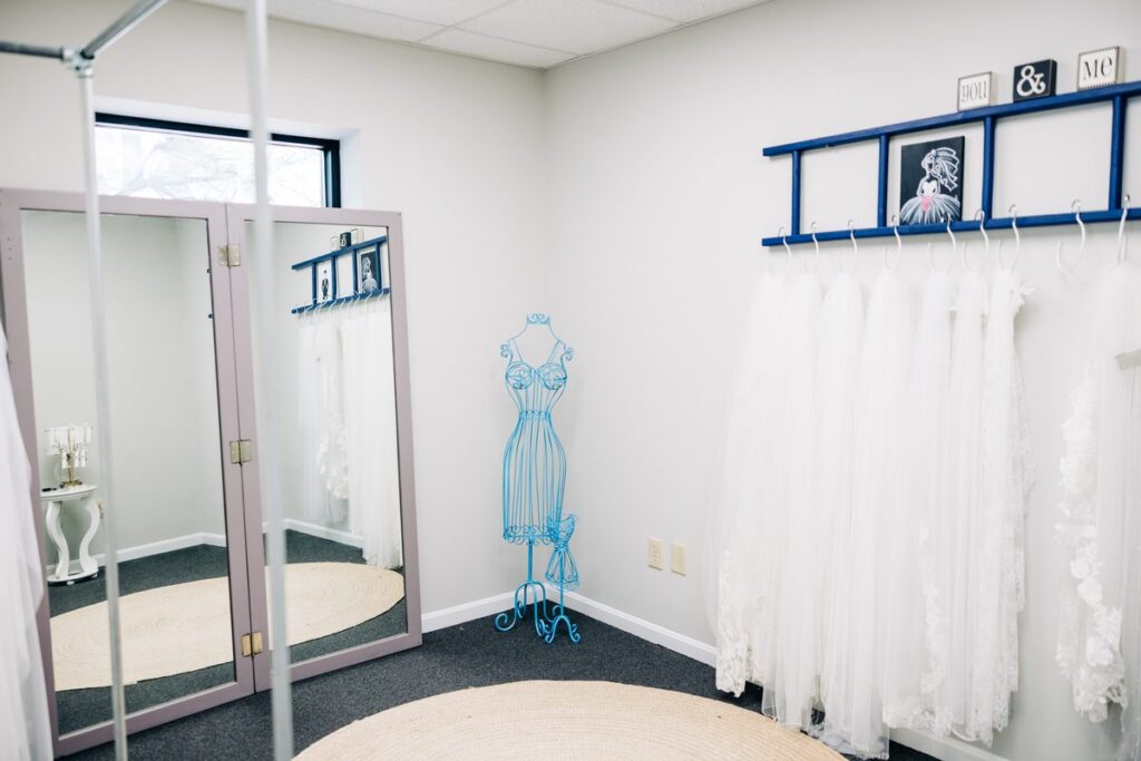 What Are the Etiquette Rules for Mother of the Bride Dresses?, The Valley Bride